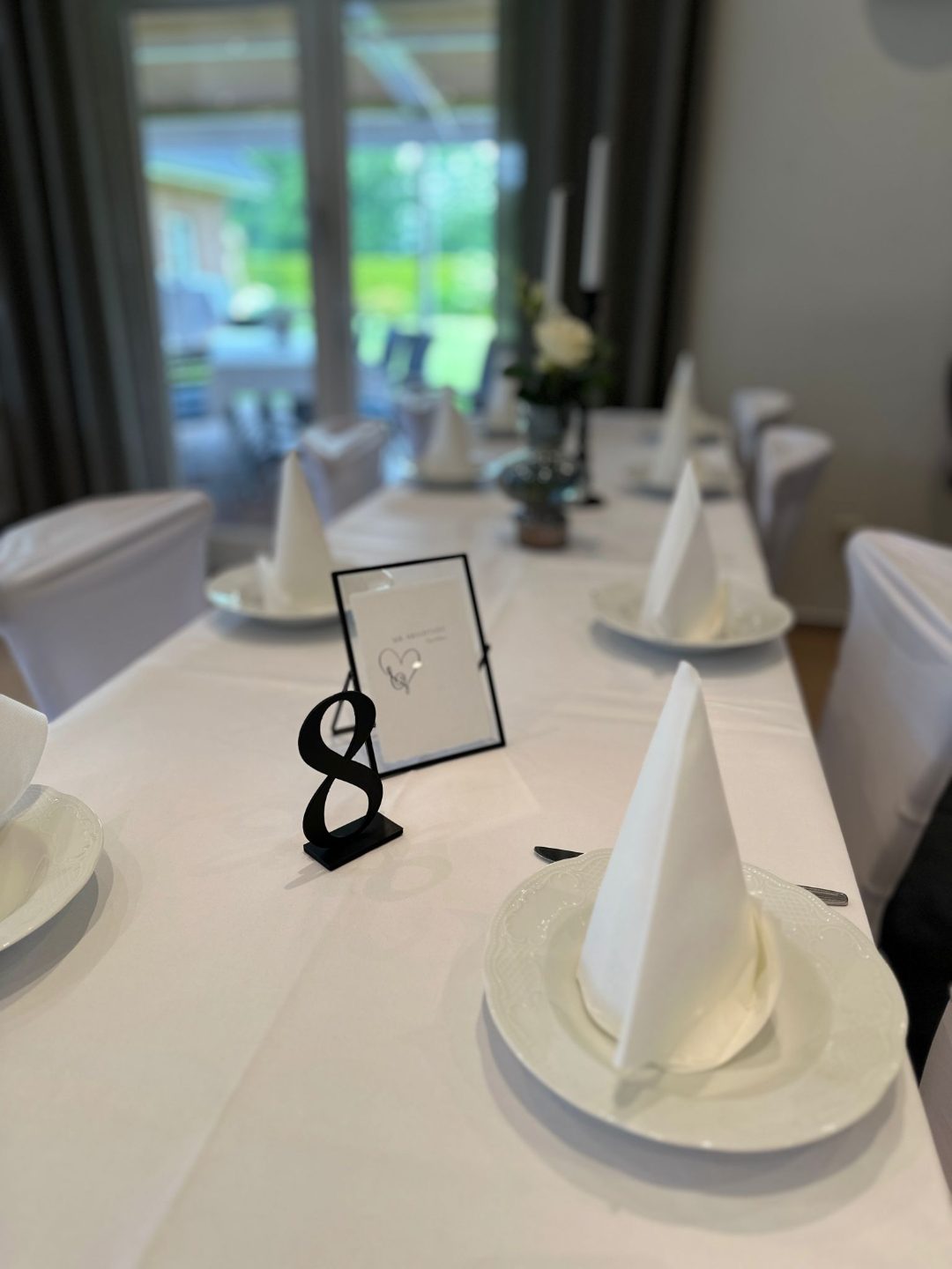 #150 Table Numbers with optional washer weights wedding — vue 3