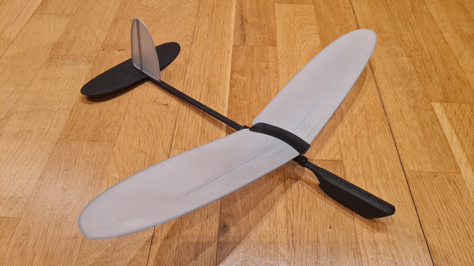 #152 Free-flight glider model WingStar — vue 8