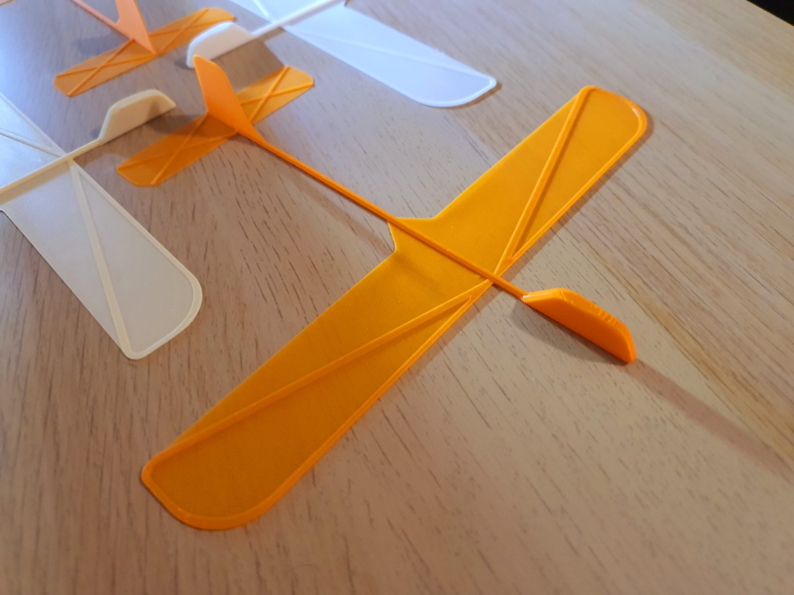 #153 Lightweight Plane Glider - Flies Really Well! — vue 12