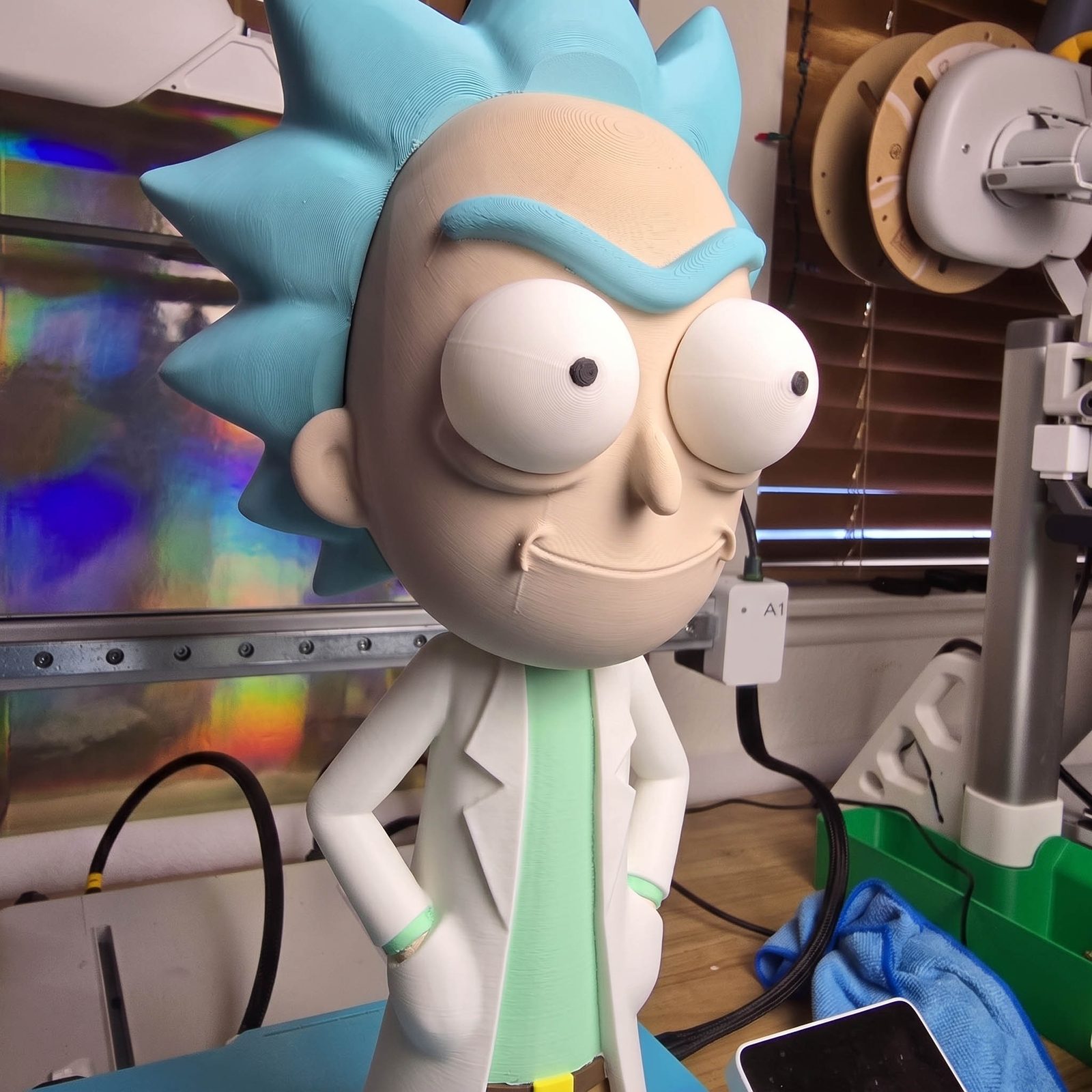 #160 Tiny Rick Hands in Pocket Rick and Morty Character — vue 4