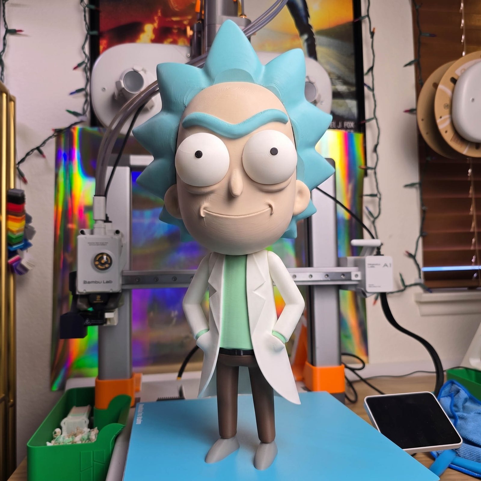 #160 Tiny Rick Hands in Pocket Rick and Morty Character — vue 7