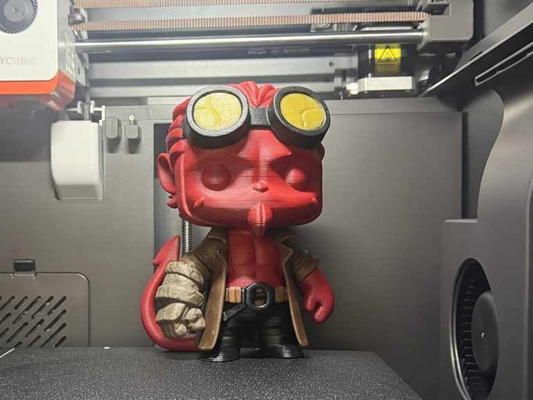 #161 Chibi Hellboy – Mini Demon Hero — vue 2