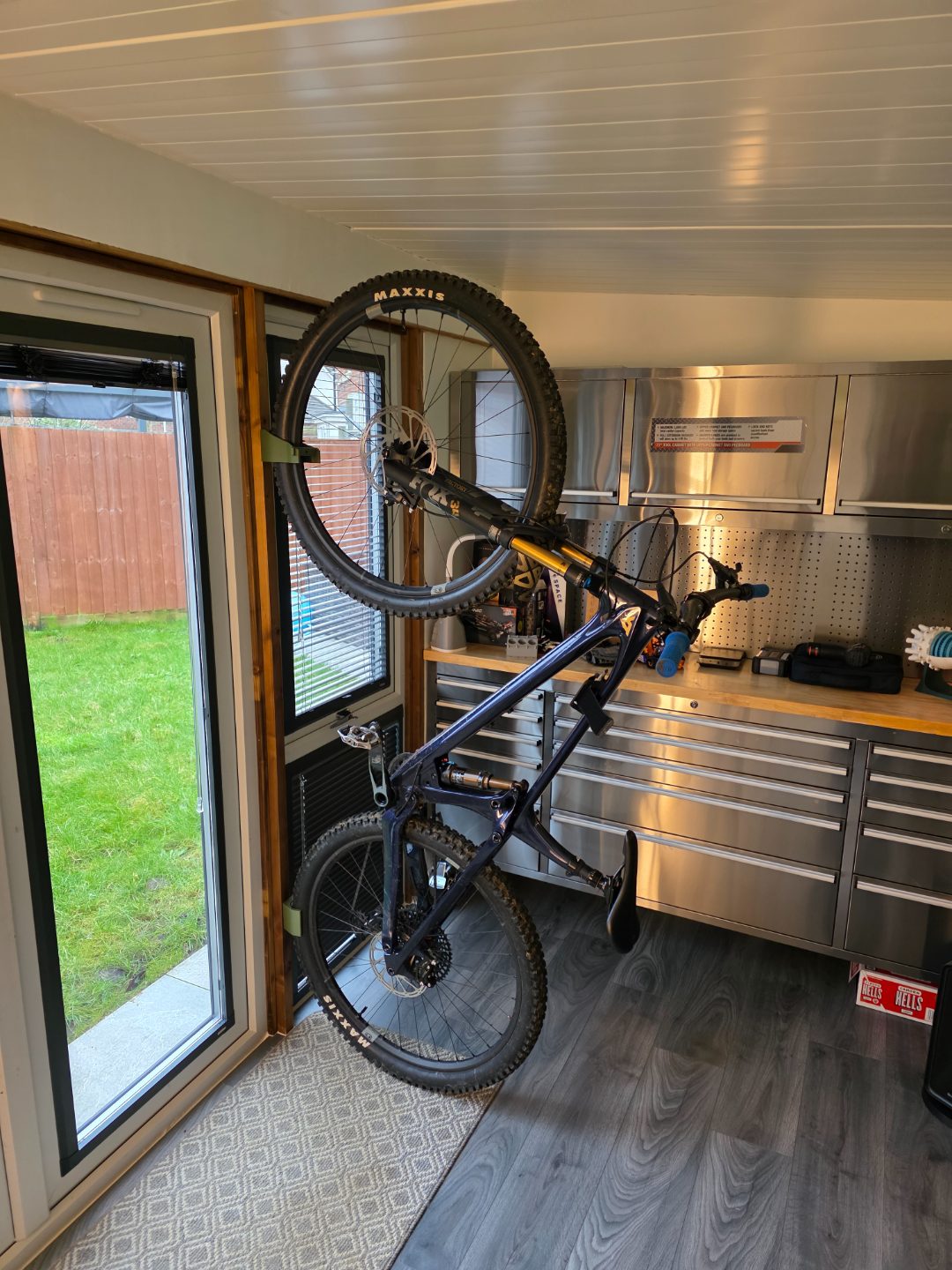 #163 Mountain Bike Vertical Wall Mount — vue 9