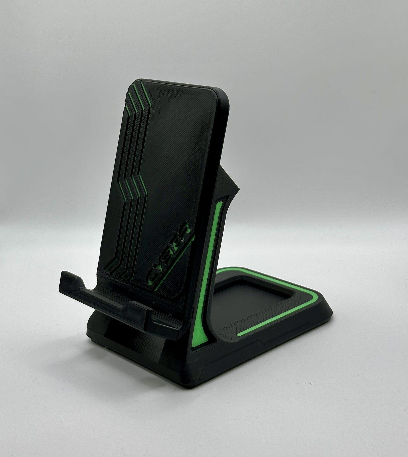 #164 PHONE STAND 2025-CYBER- NEEDED + AMS VERSION — vue 3