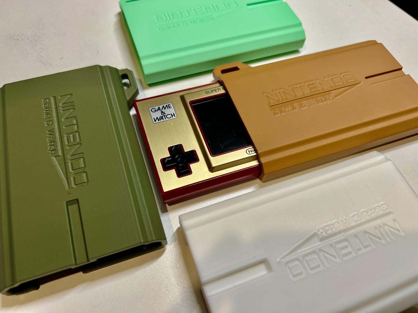#169 Mario Game and Watch Sleeve Case — vue 2