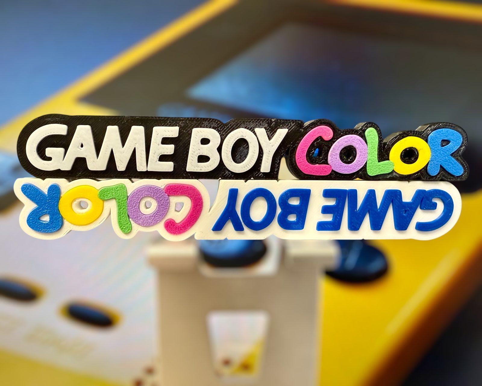 #174 Game Boy Color-inspirierter Display-Aufsteller — vue 3