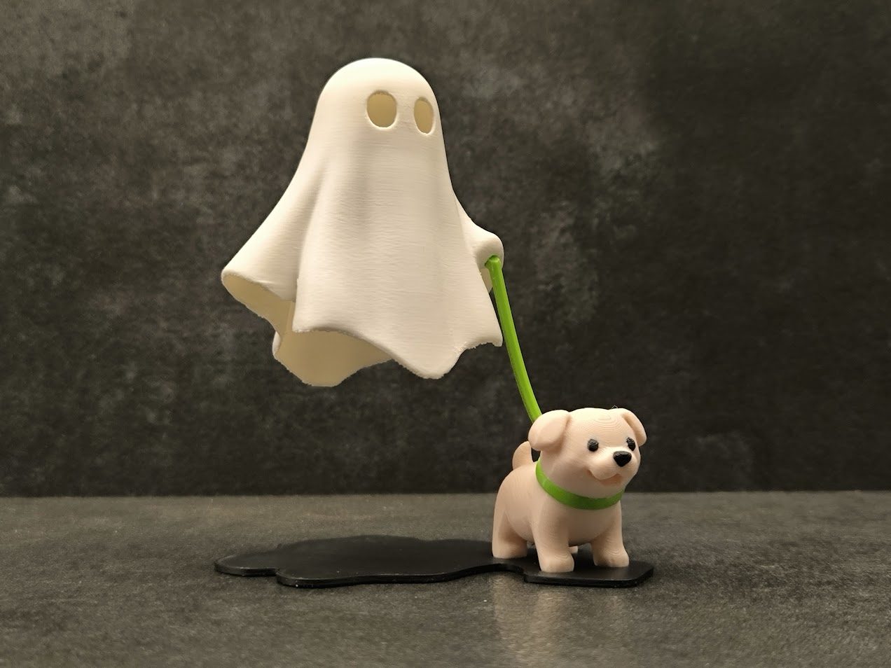 #179 Ghost with a dog on a walk — vue 13