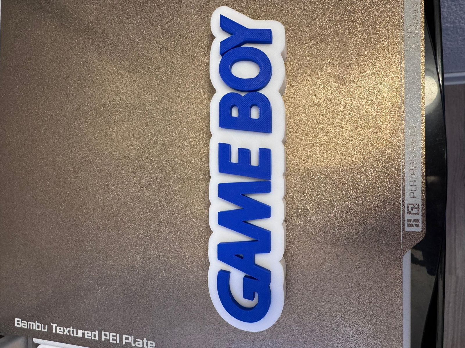 #182 GameBoy Logo — vue 4