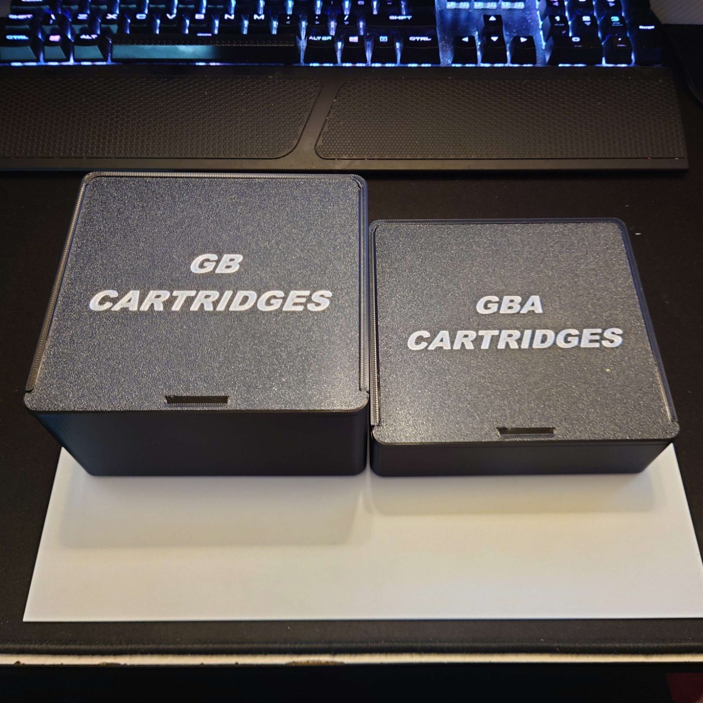 #191 Gameboy Cartridge cases (20 games each) — vue 5