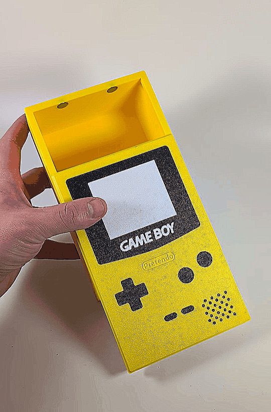 #192 Magnetic Sliding Gameboy Box — vue 1