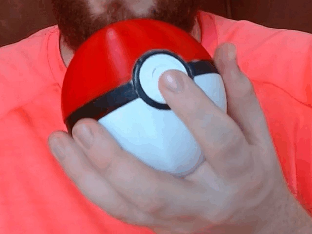#196 Auto-Opening Poke Ball — vue 1