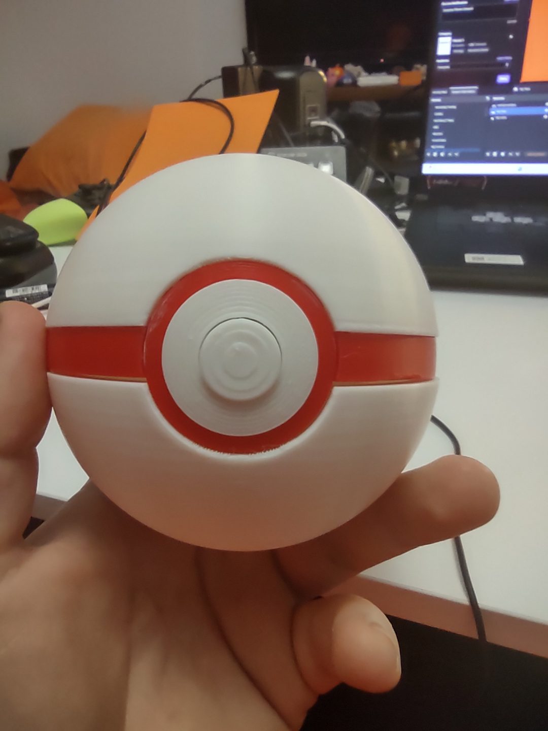 #196 Auto-Opening Poke Ball — vue 7