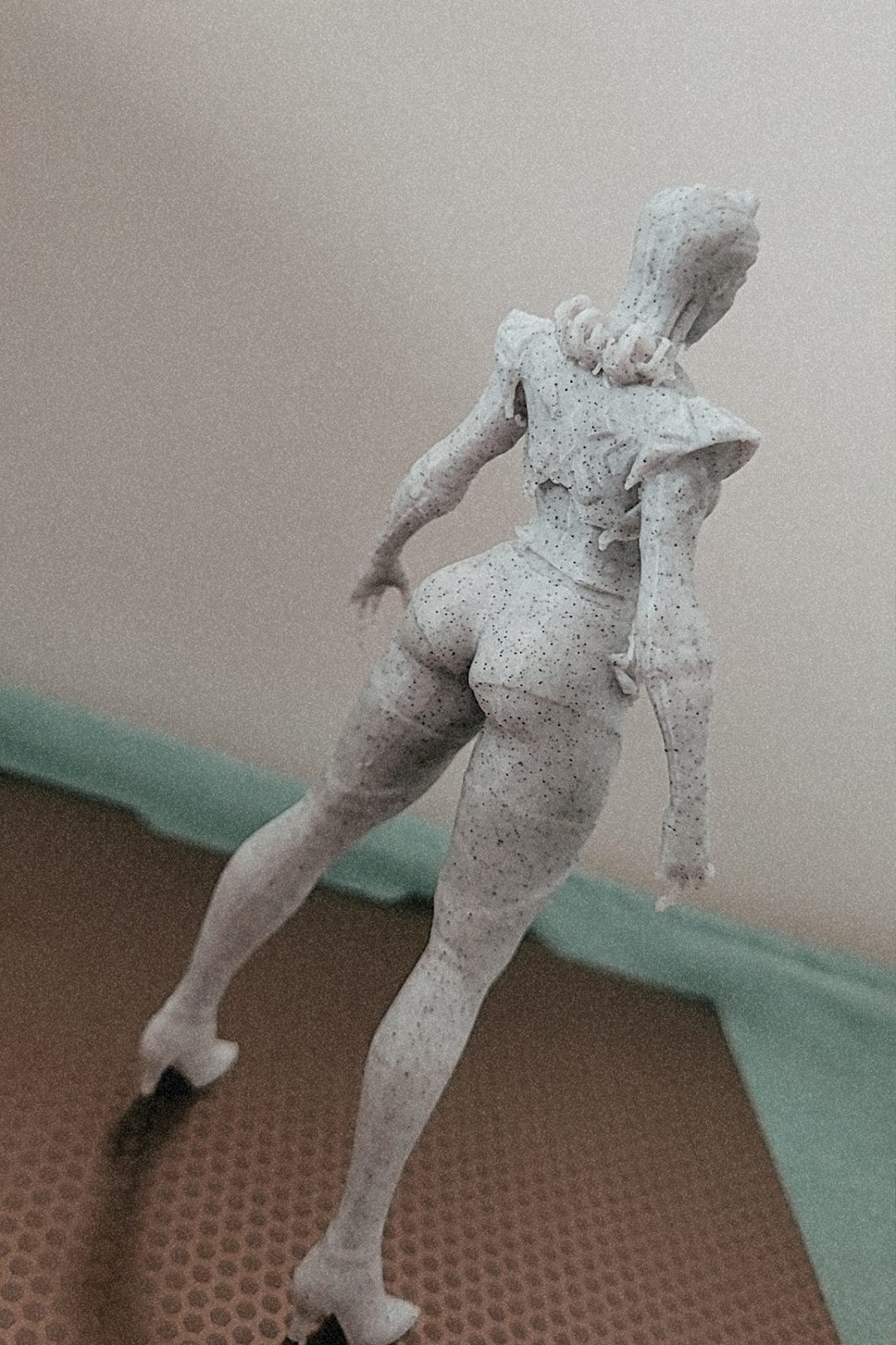 #208 Emma Frost Figure — vue 6