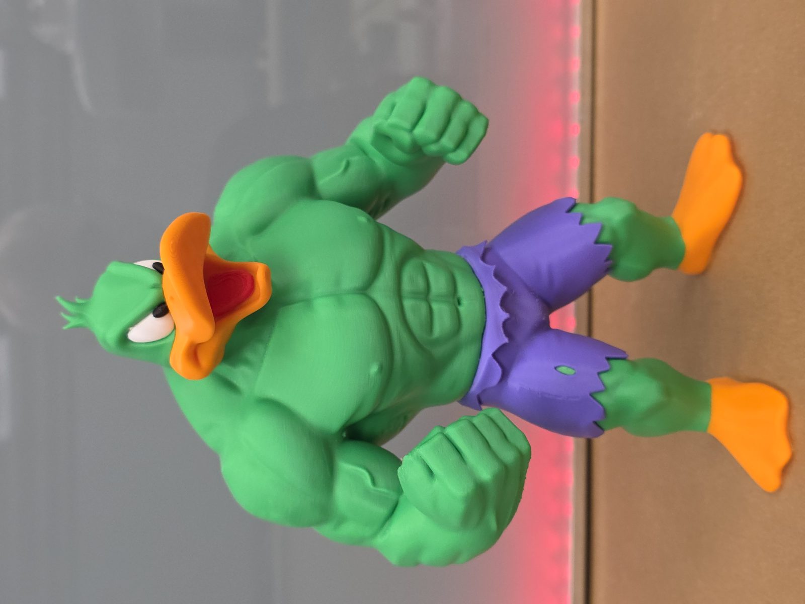 #209 Daffy Duck as Hulk — vue 3