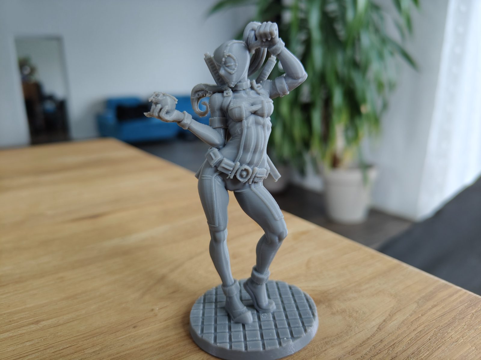 #211 Lady Deadpool figure — vue 2