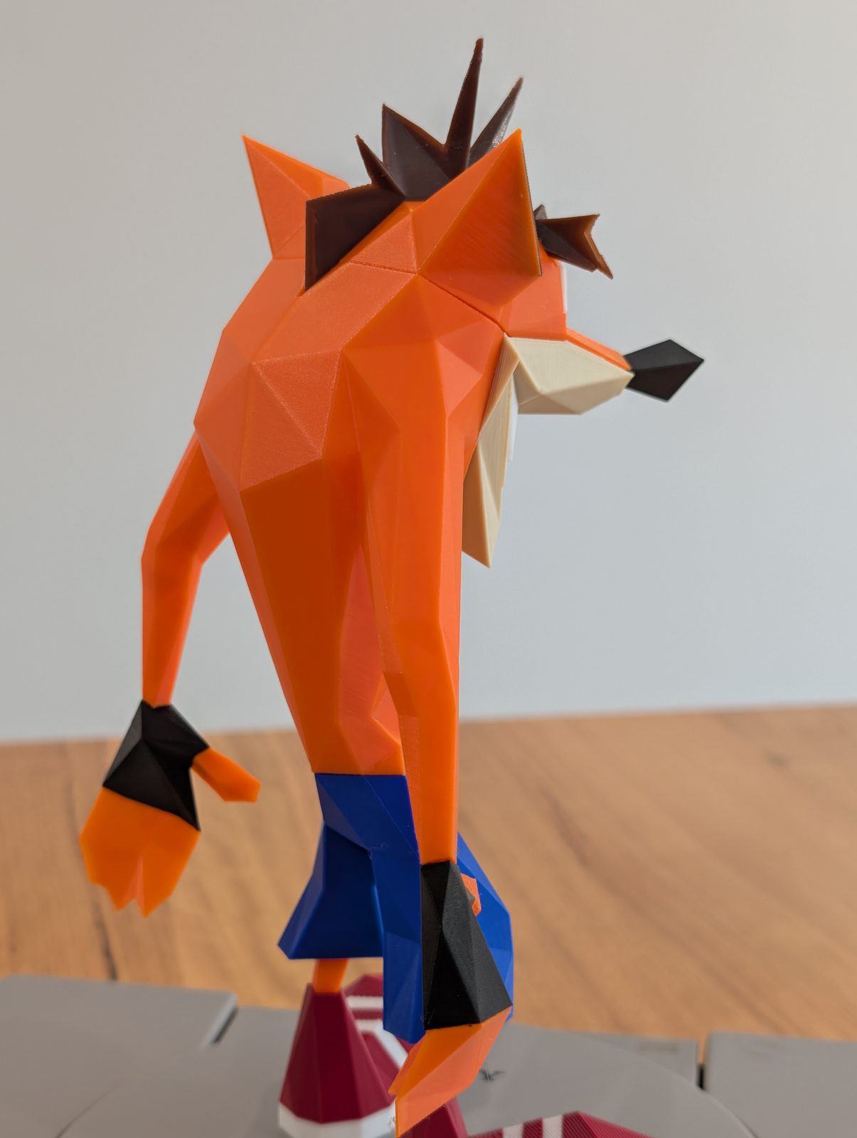 #214 Crash Bandicoot Figure - Low Poly PS1 — vue 5