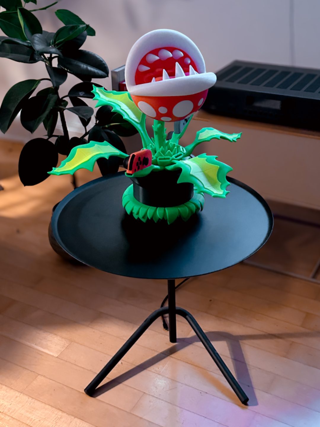 #215 Piranha Plant Switch Dock (Charging and TV - Hub) — vue 5