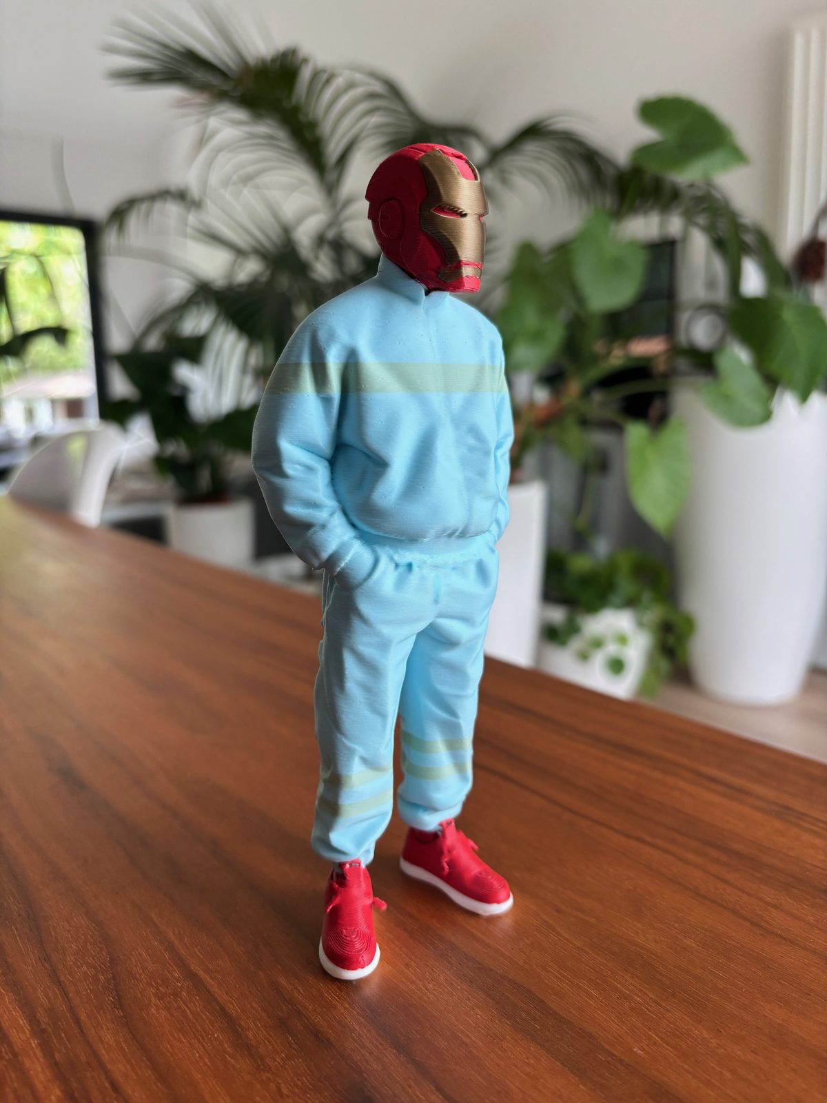 #218 Ironman streetwear figurine — vue 2