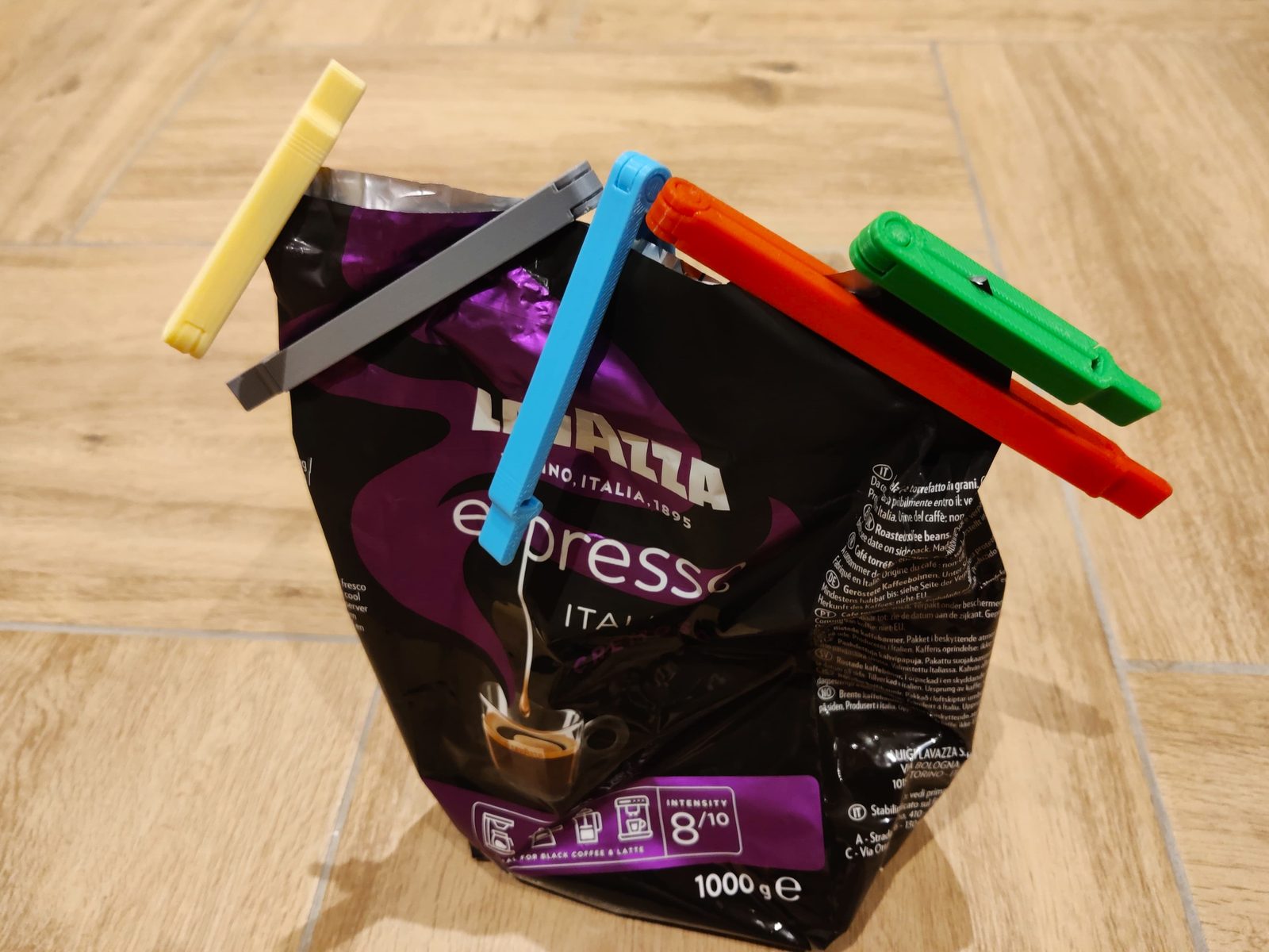 #219 Regular bag clip, proven and refined design — vue 12