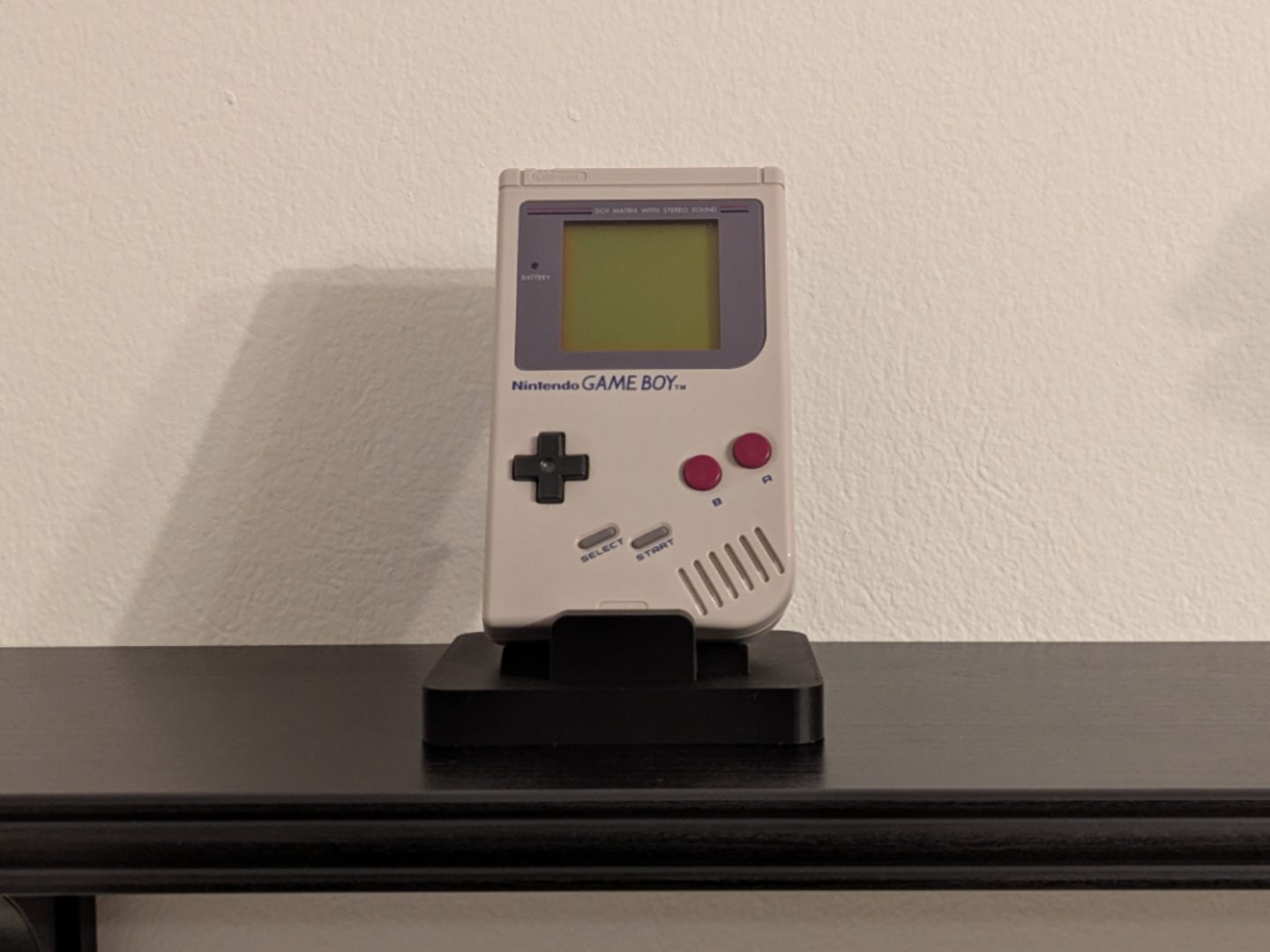 #226 Nintendo Gameboy Displayständer Halterung — vue 1