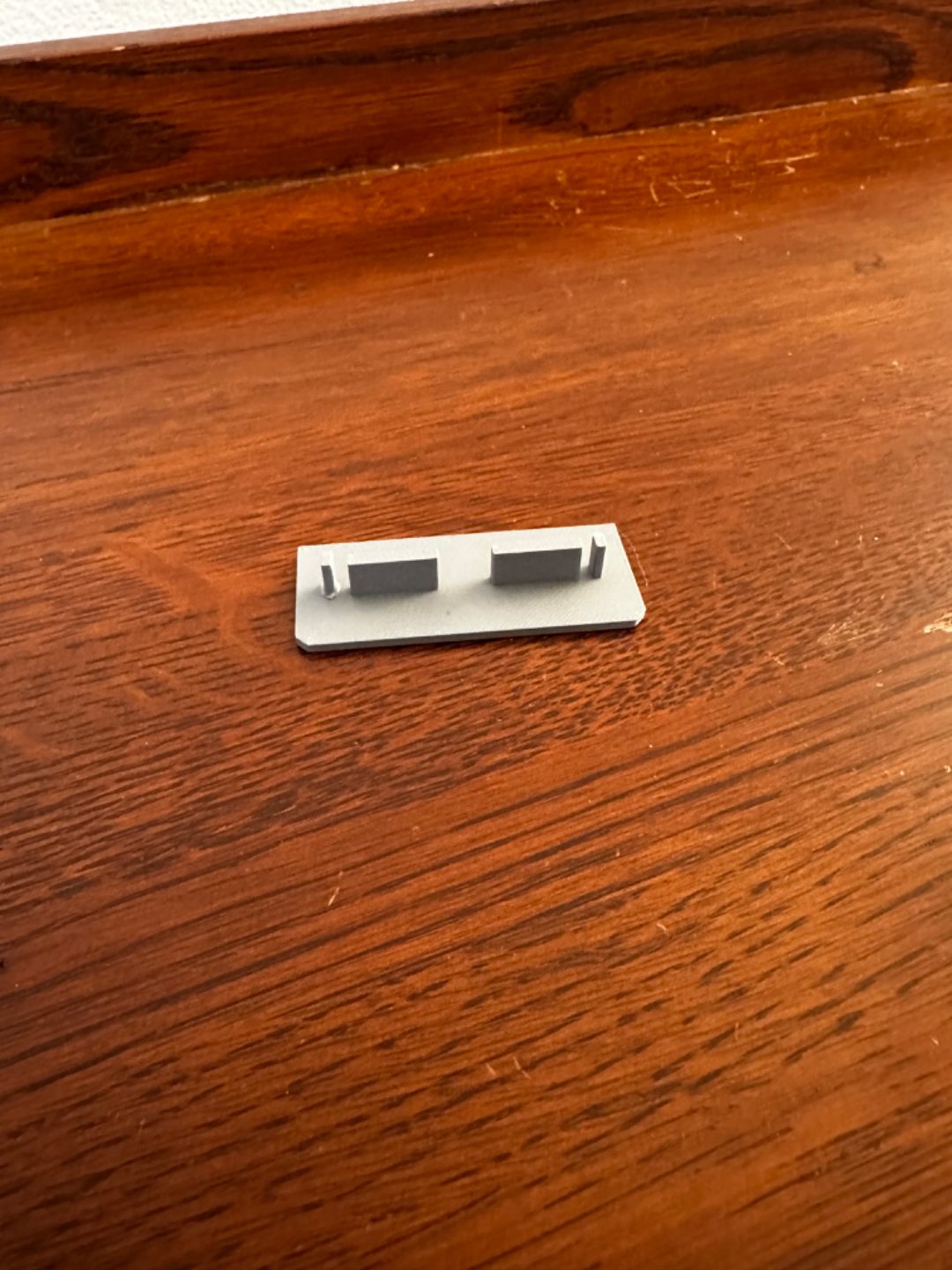 #228 Game Boy Cartridge Stand — vue 3
