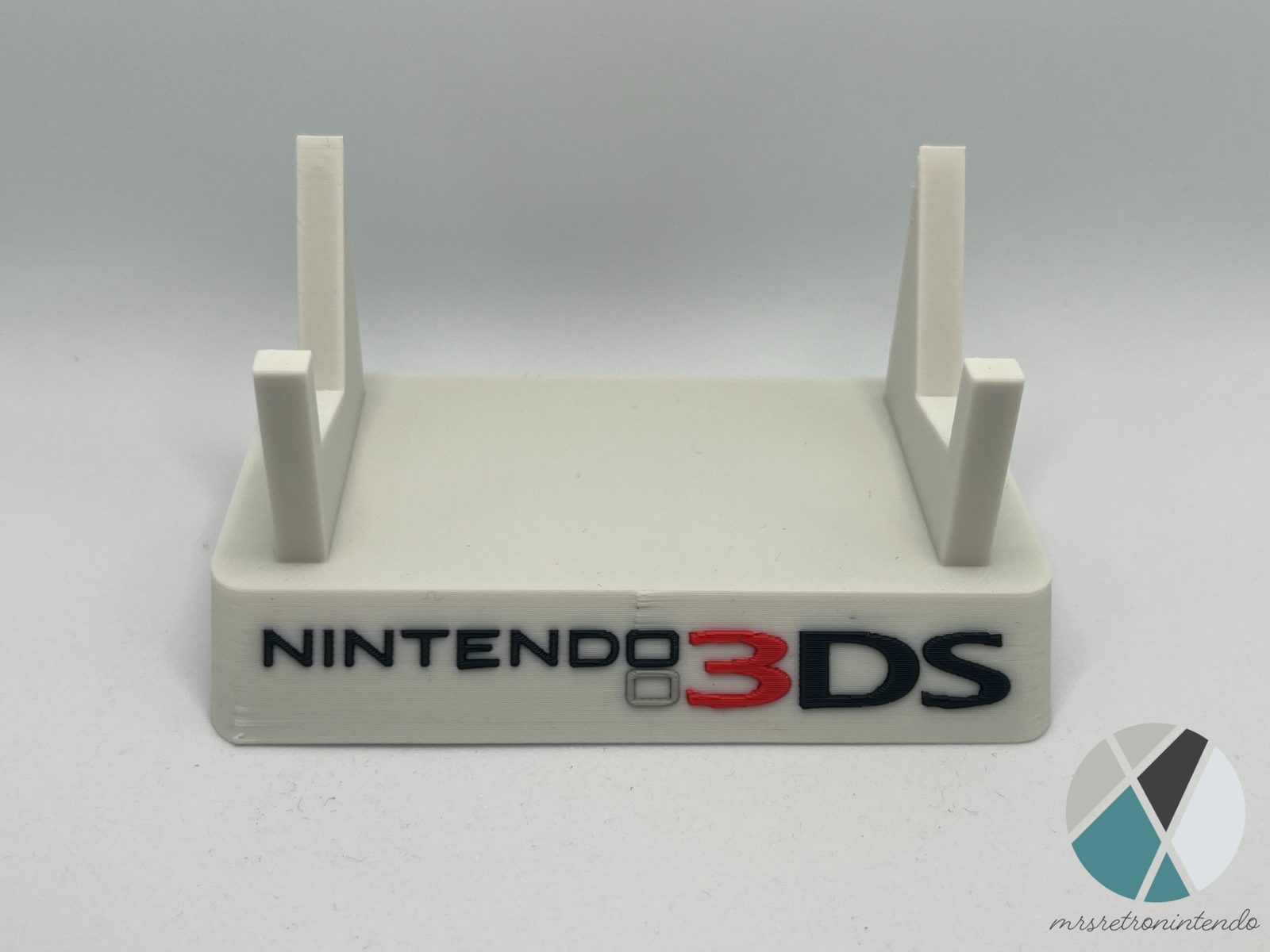 #230 Nintendo 3DS Stand — vue 1