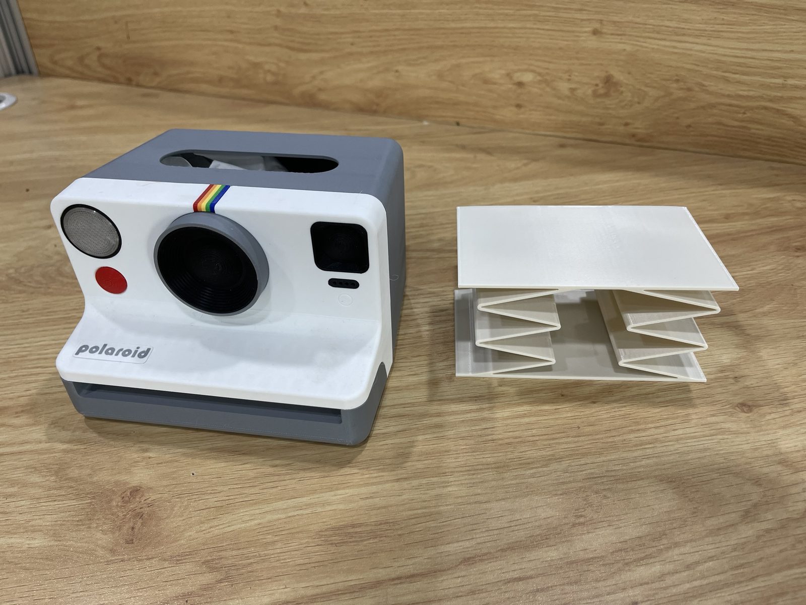 #231 Polaroid-style tissue box — vue 4