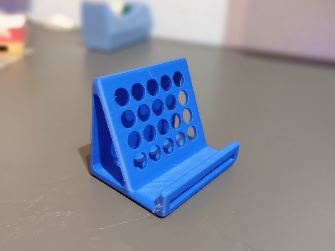 #234 Soporte expositor para consolas portatiles — vue 1