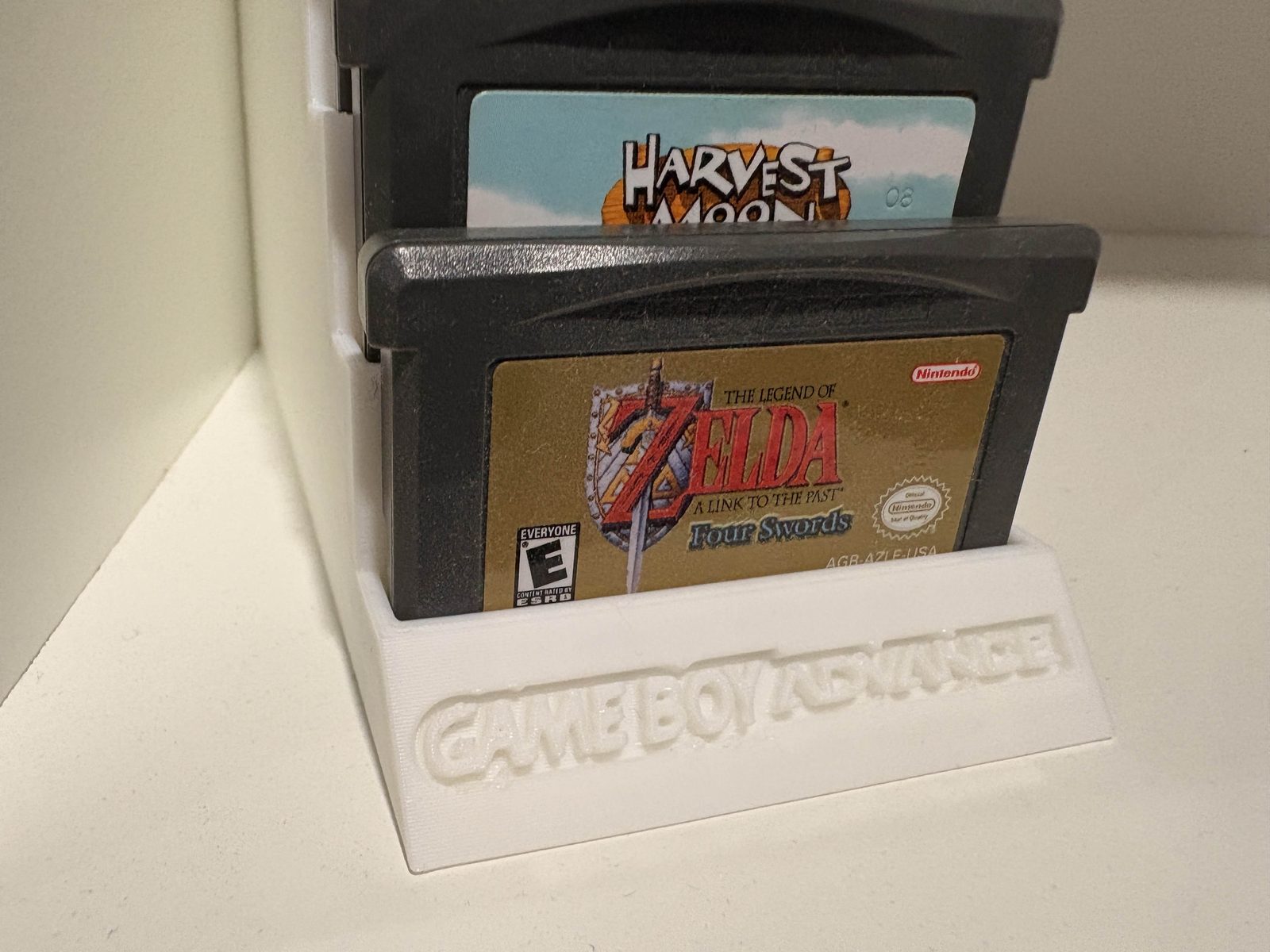 #236 Gameboy Advance Game Cartridge Display Stand — vue 4