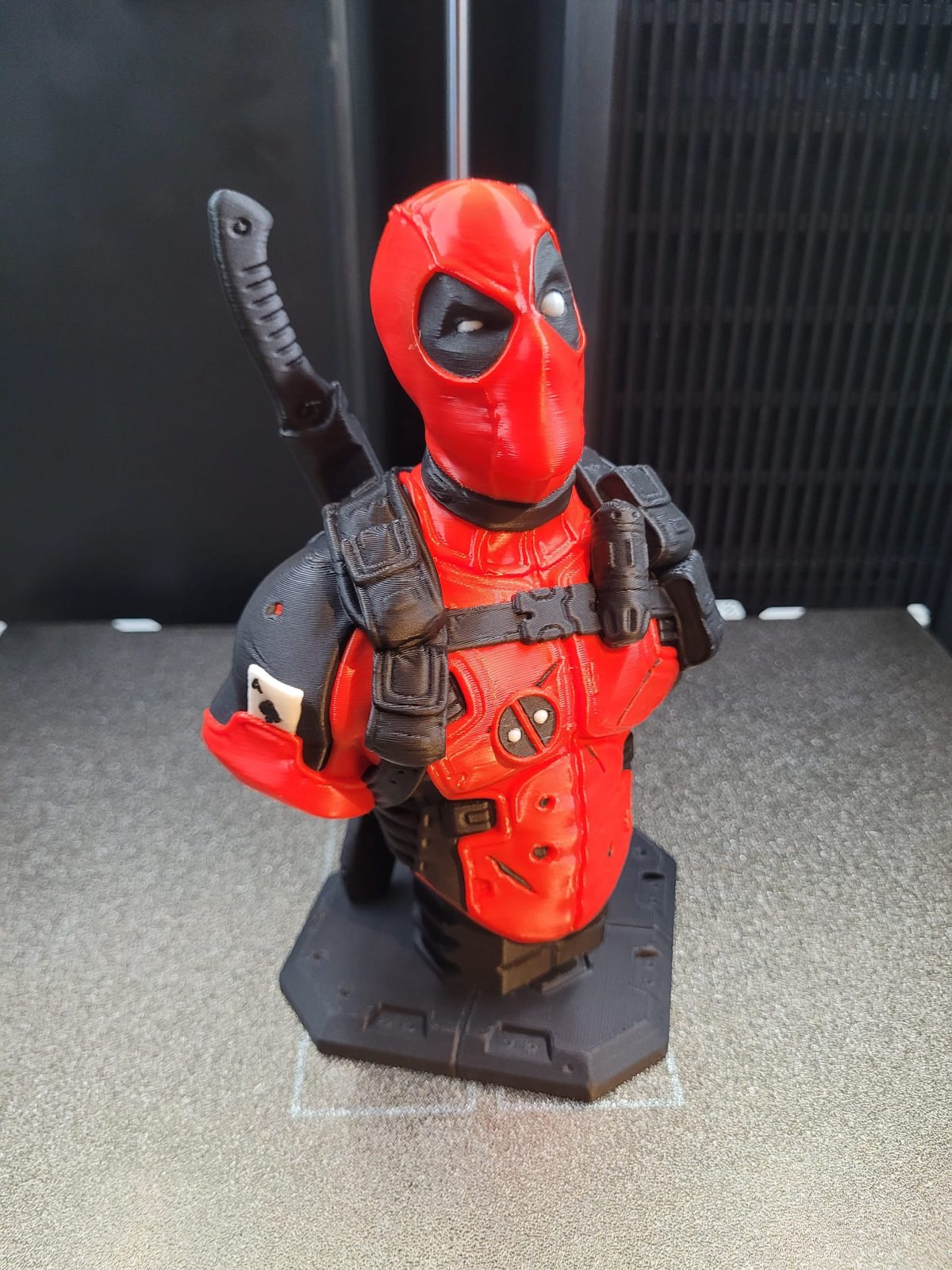 #250 Deadpool Bust by eastman.xyz — vue 5