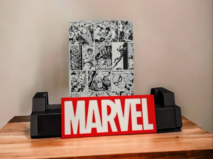 #263 Marvel Comic Book Stand - Graded Comics — vue 3