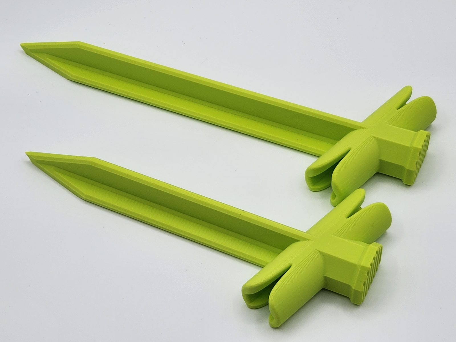 #265 Anchoring Stake with Rope Lock — vue 10