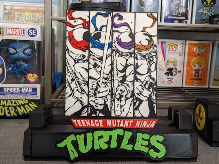 #272 TMNT Slab Stand Fits graded comics and Magazines — vue 1