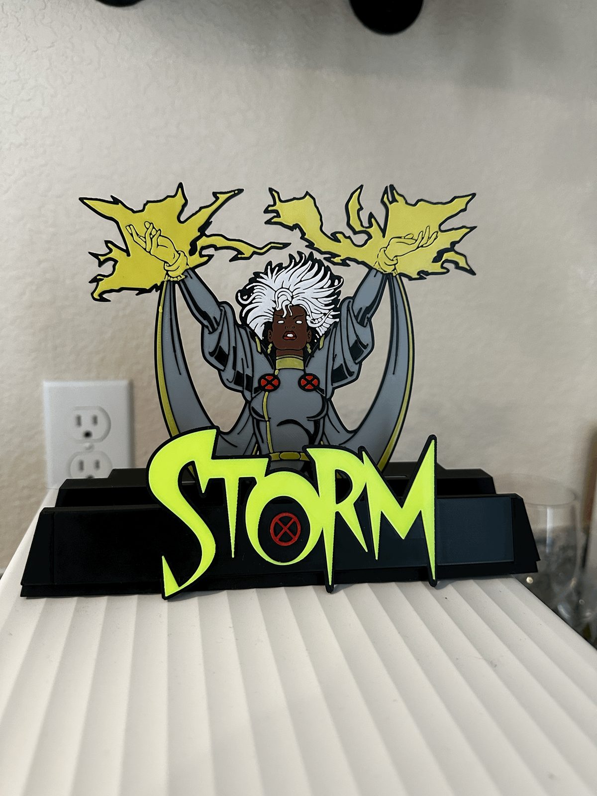 #275 Storm Comic Book Kickstand - Graded and Raw Books — vue 1