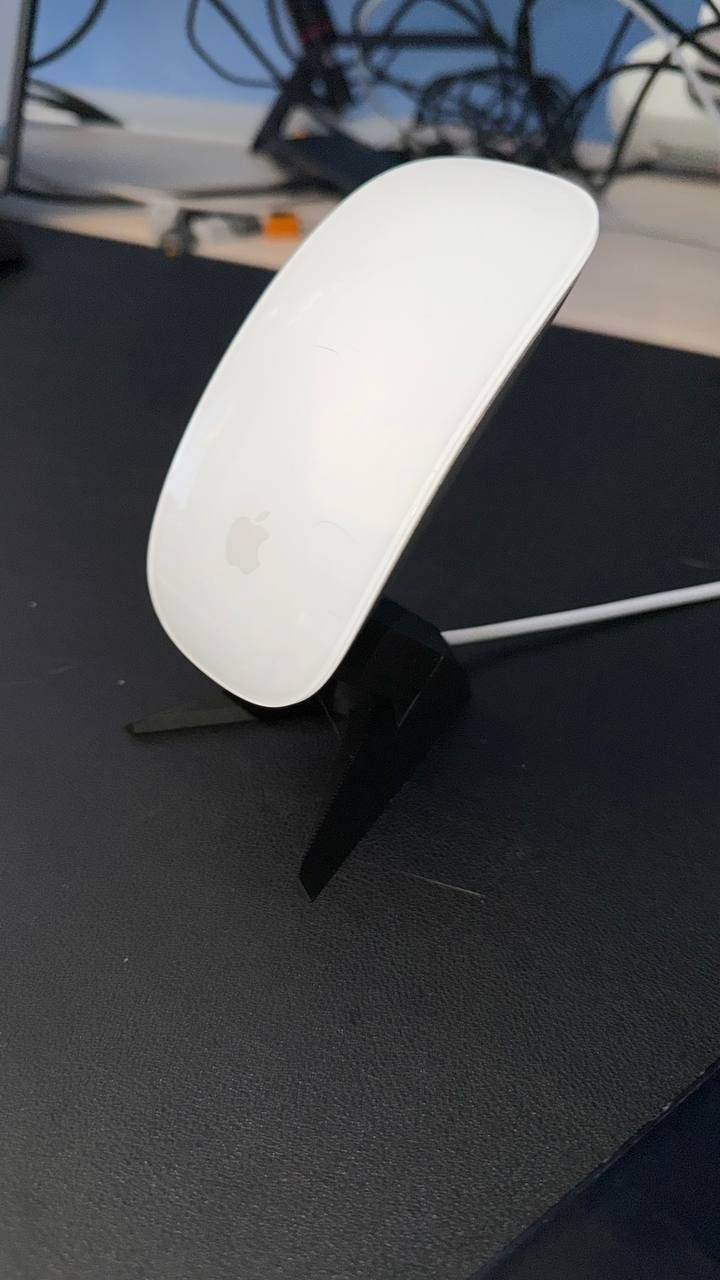 #322 Apple Magic Mouse Charging Stand ver1.0 — vue 1