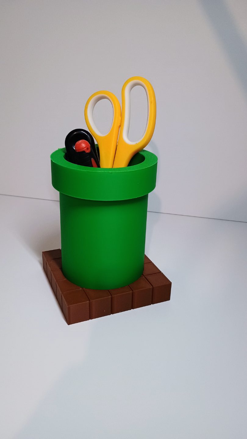 #327 Super Mario pipe pen pot — vue 2