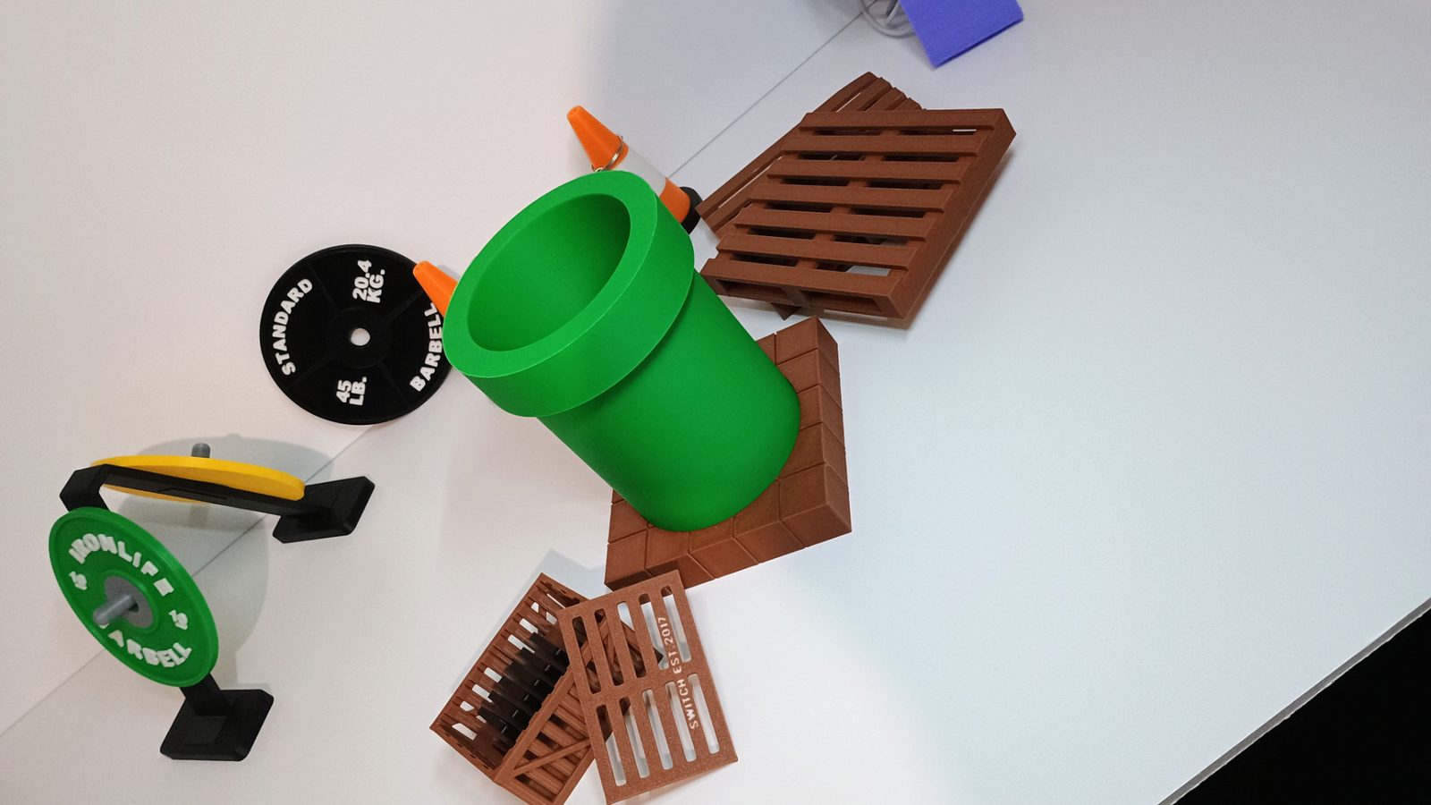 #327 Super Mario pipe pen pot — vue 3