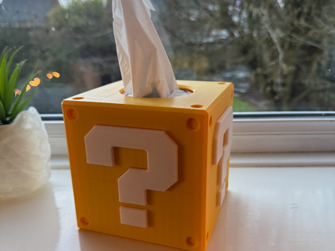 #328 Kleenex Tissue Box - Mario — vue 4