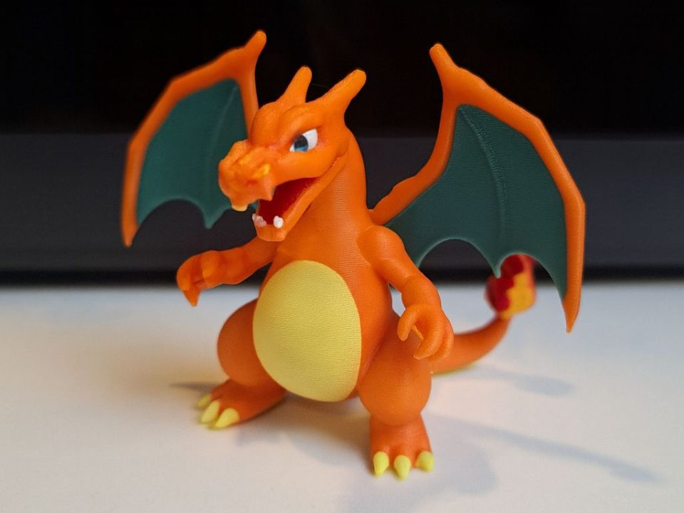 #329 Pokemon Glurak Charizard — vue 1