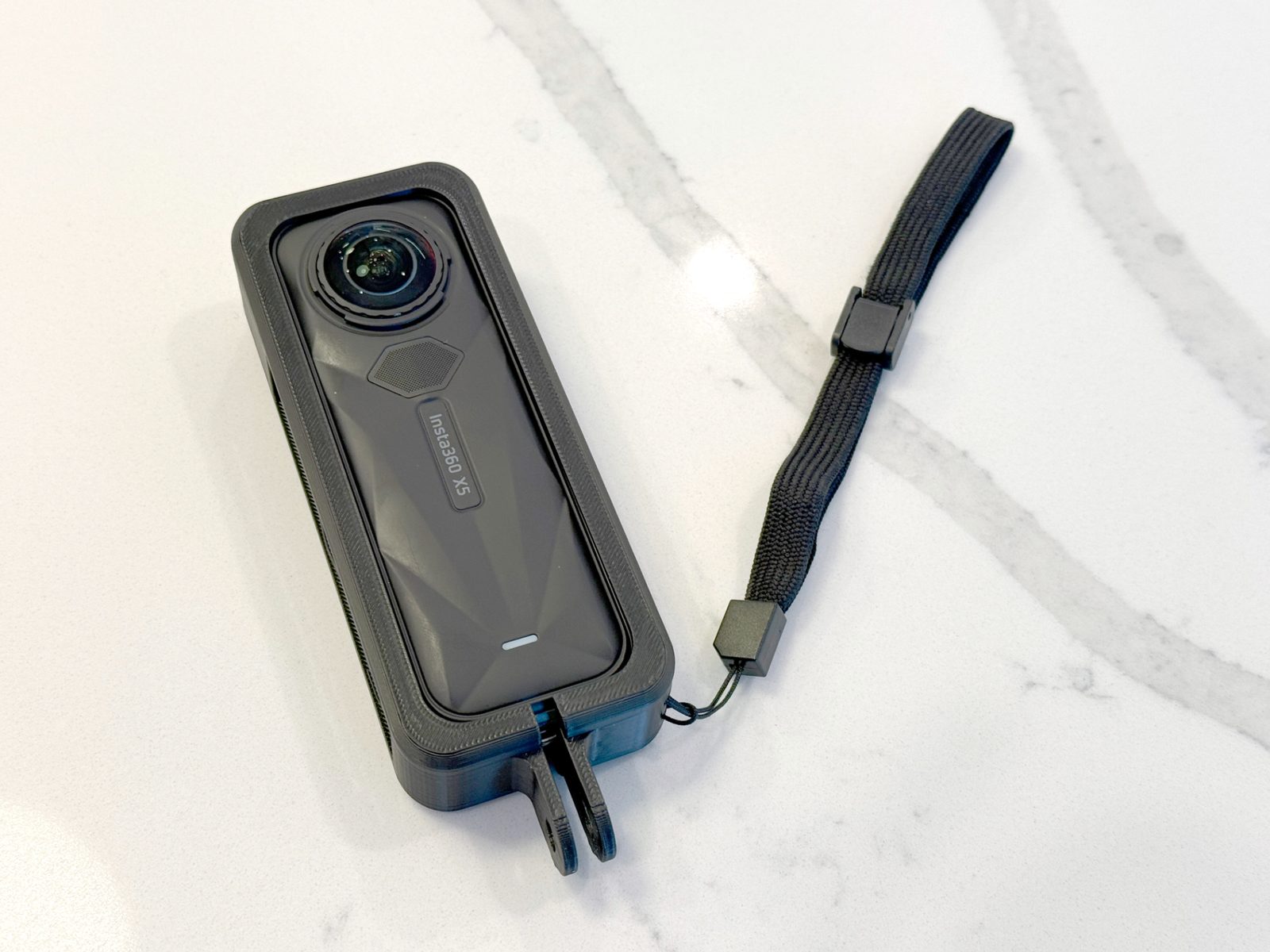 #334 Insta360 X5 GoPro Mount Case — vue 1