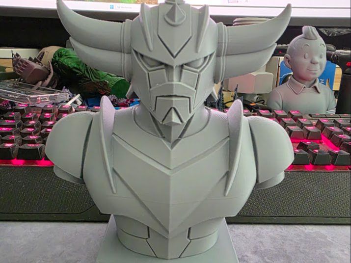 #351 Bust Goldorak — vue 1