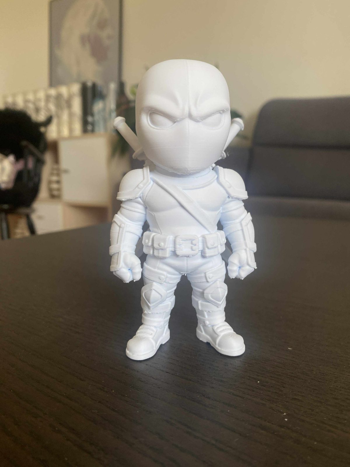 #353 Deathstroke chibi style — vue 3