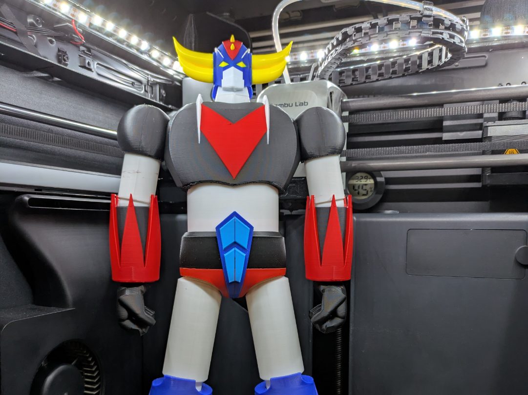 #361 Goldorak (Grendizer) 39cm — vue 3