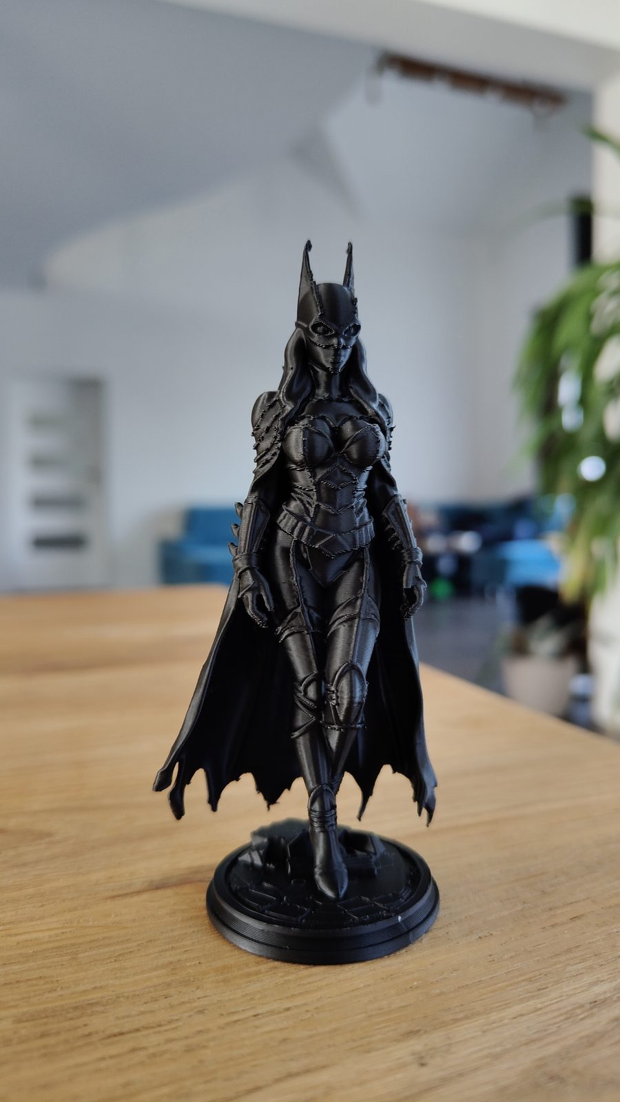 #362 Batgirl – Gotham Guardian Edition — vue 3