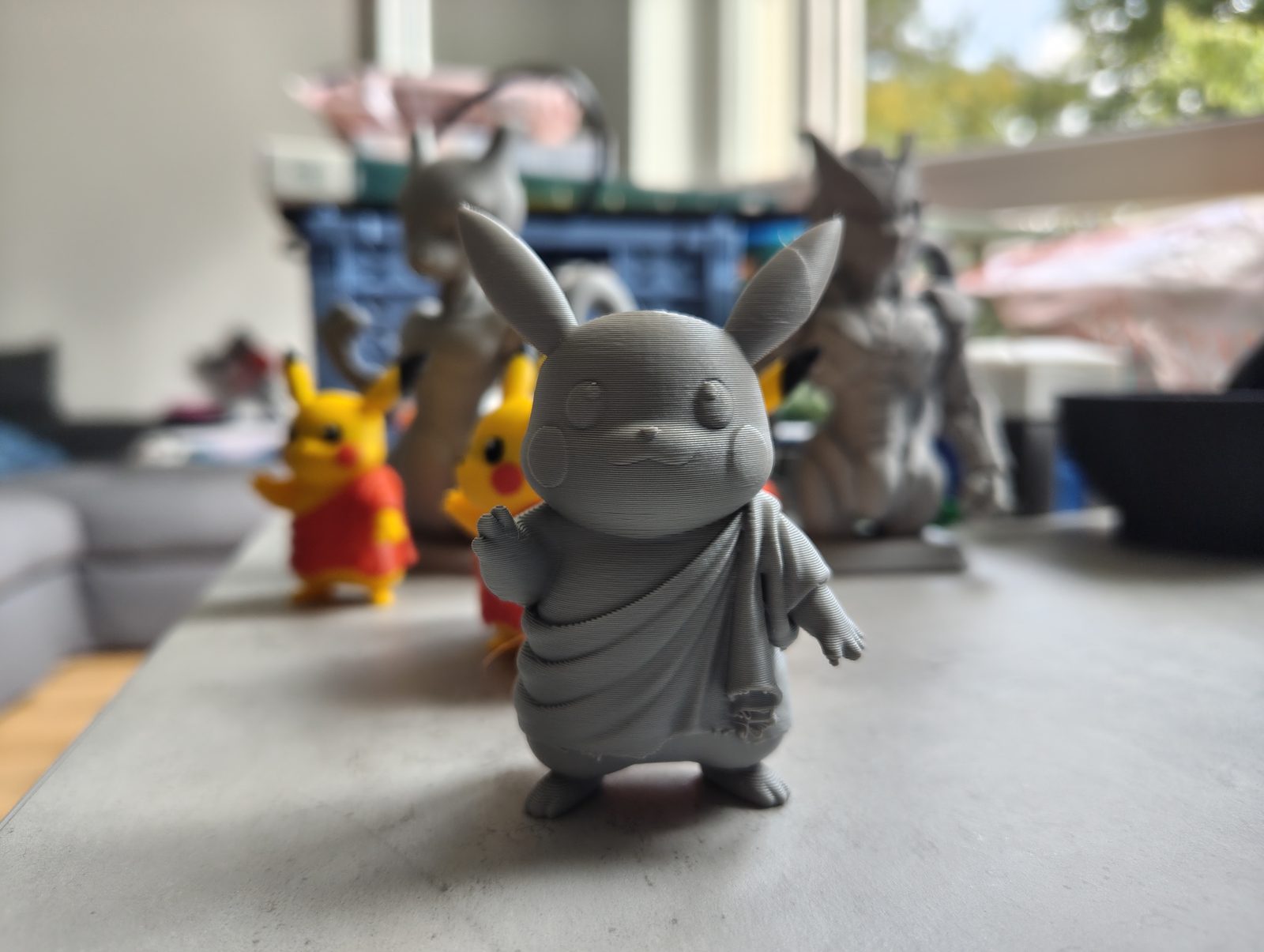 #380 Greek Philosopher Pikachu — vue 1