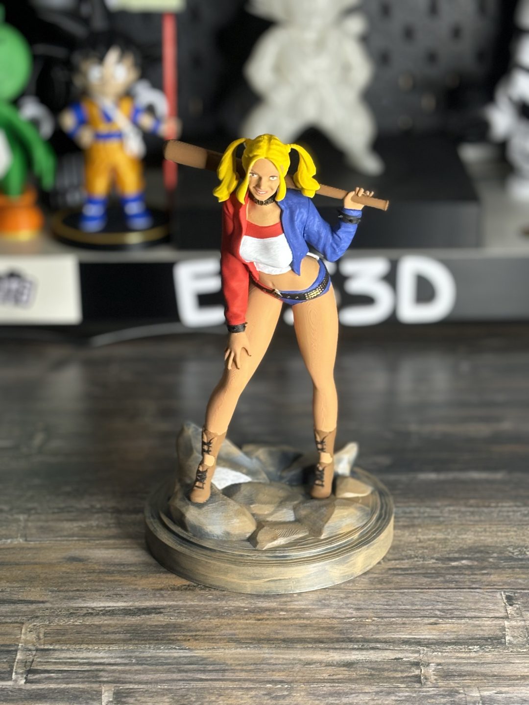 #383 Harley Quinn — vue 2