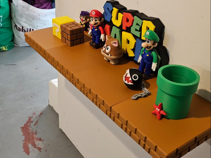 #387 Super Mario Brick shelf cover — vue 1