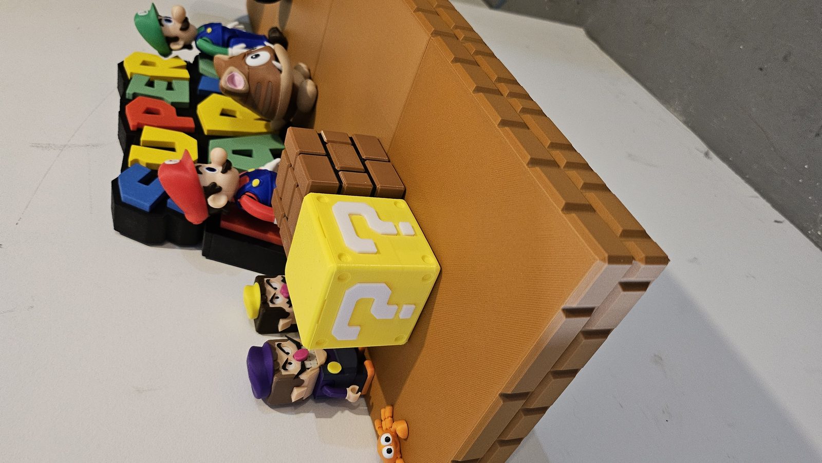 #387 Super Mario Brick shelf cover — vue 5