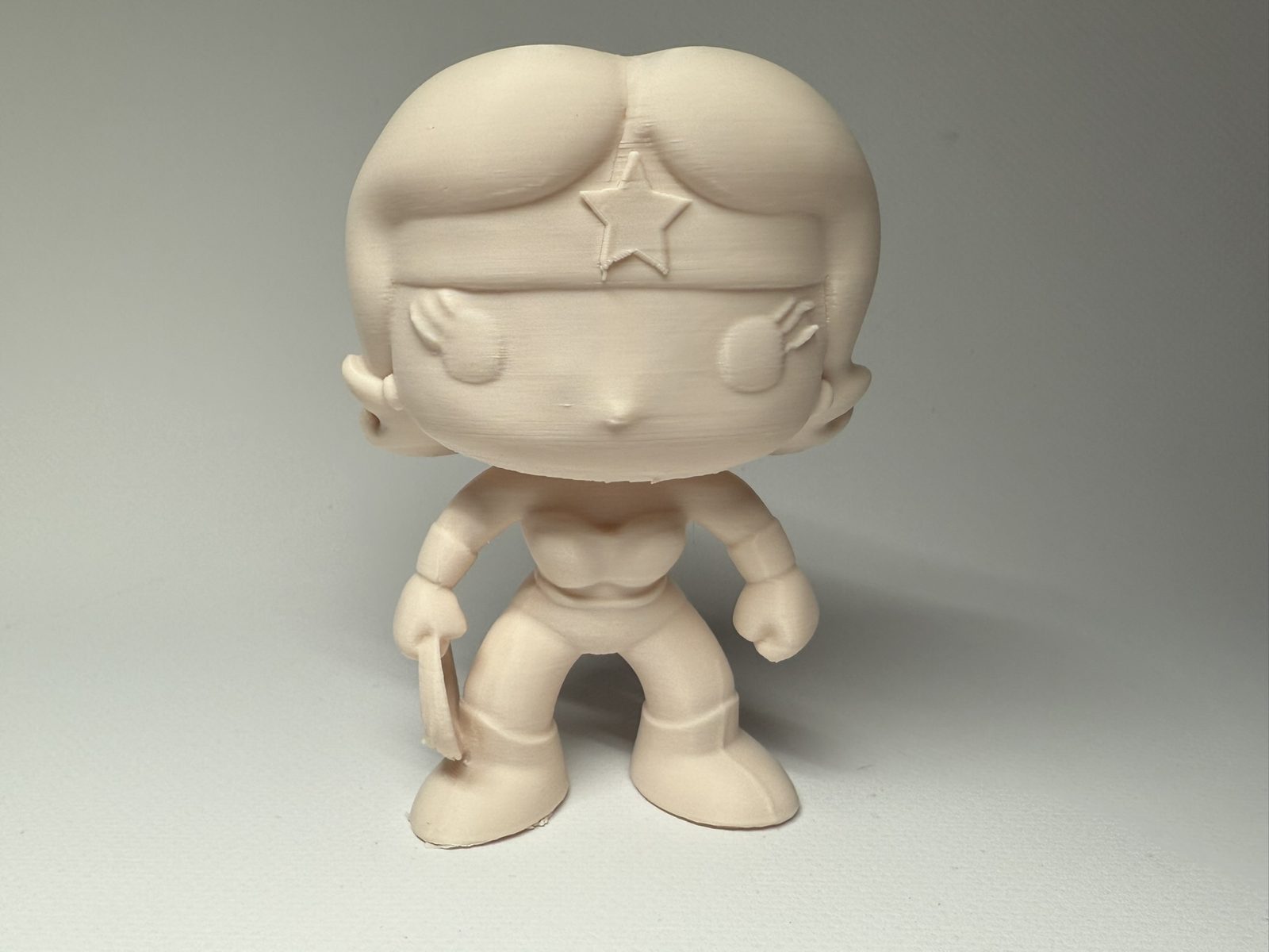 #398 Funko Pop Wonder Woman — vue 3