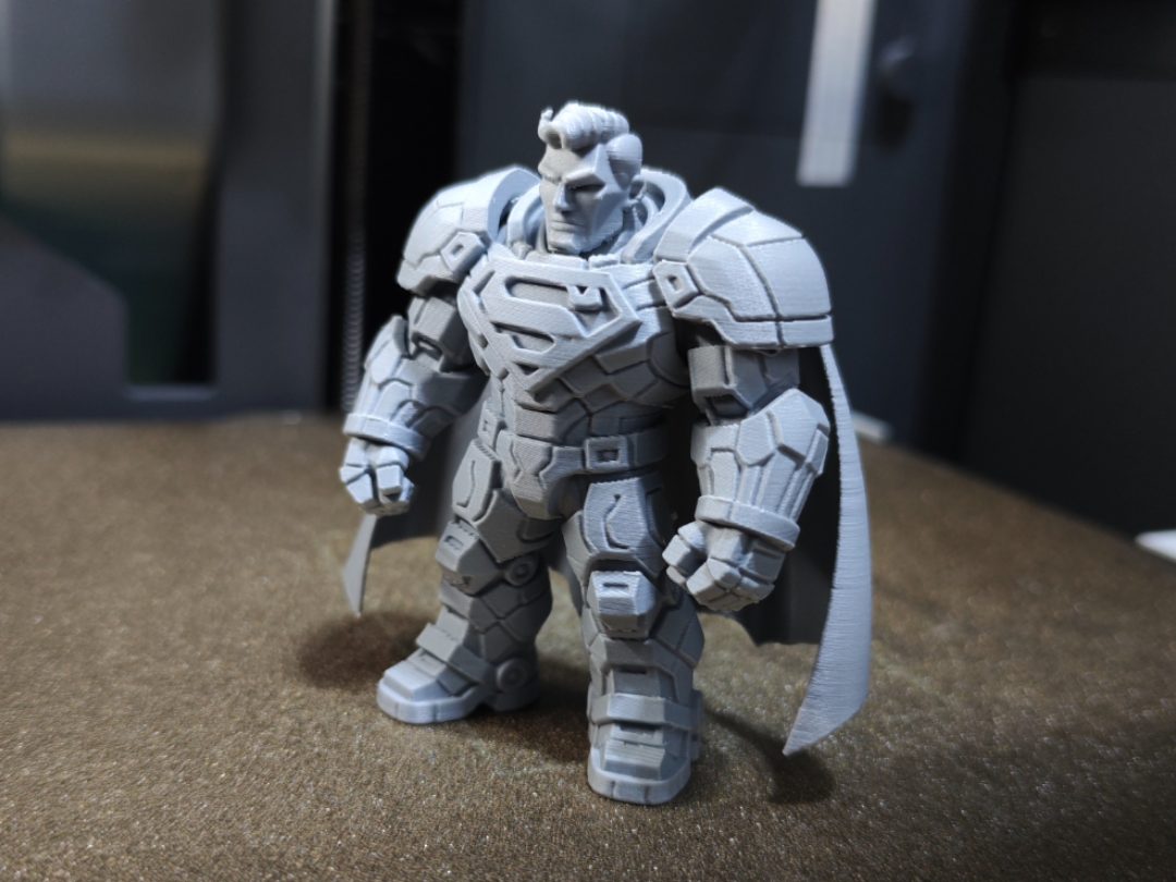 #423 Mecha Superman Alternative — vue 4